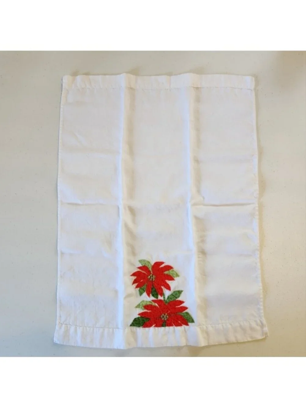 Vintage White Pointsettia Red Flower Christmas Napkins Table Linens Holiday